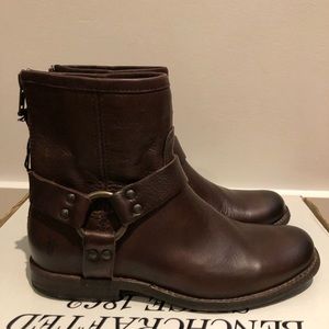 FRYE BOOTS BRAND NEW IN BOX